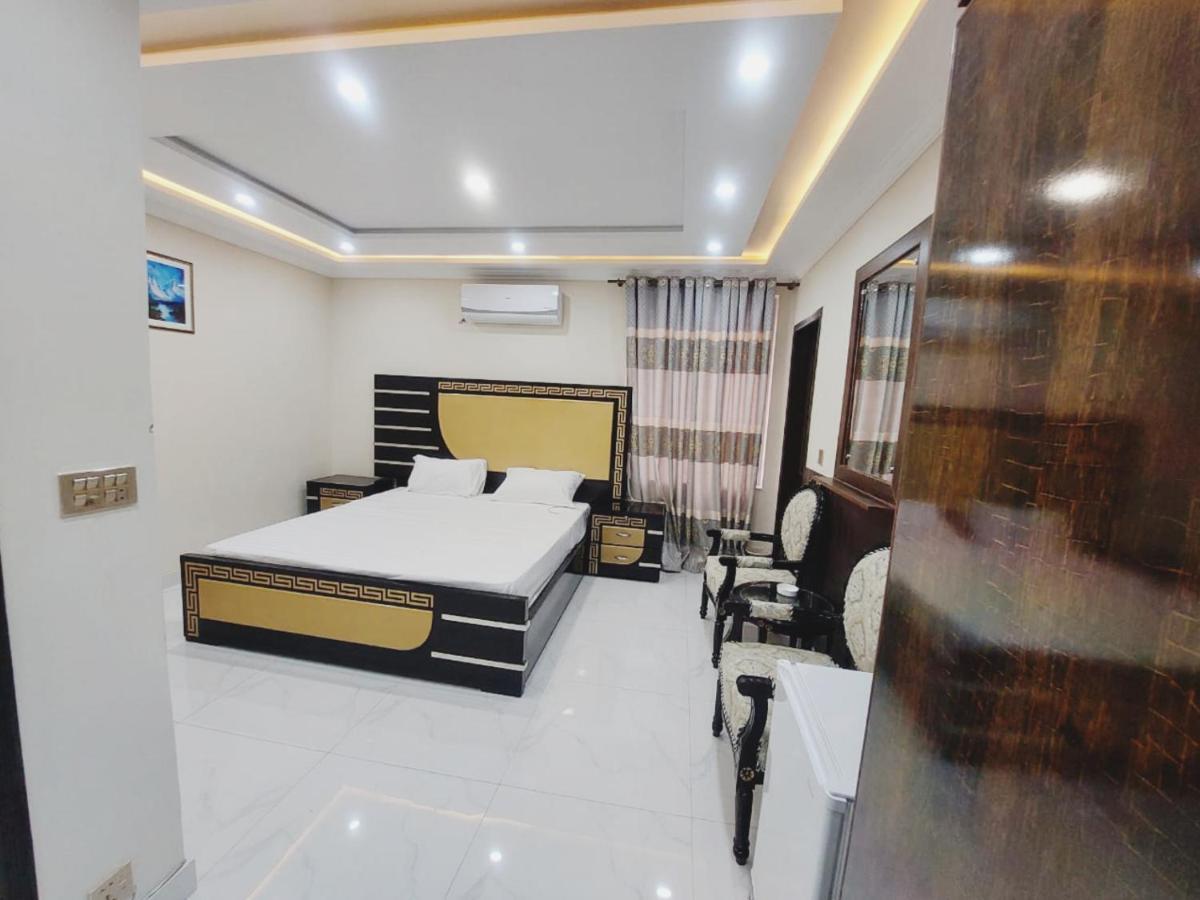 Hotel White Pearl Lahore Esterno foto
