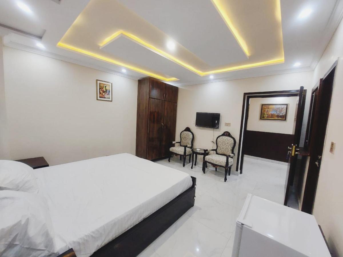 Hotel White Pearl Lahore Esterno foto
