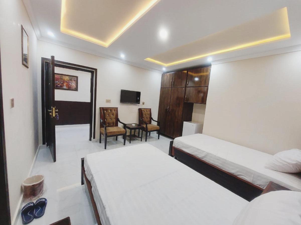 Hotel White Pearl Lahore Esterno foto
