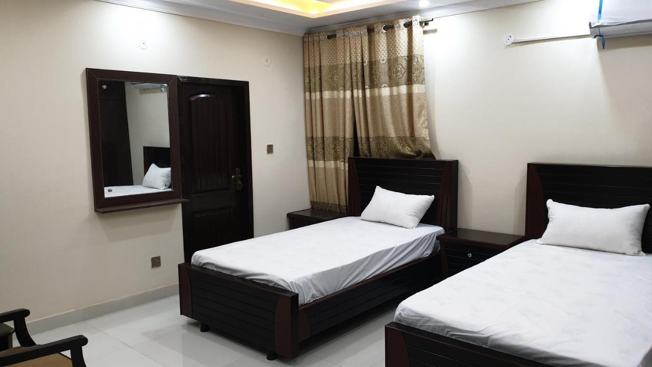 Hotel White Pearl Lahore Esterno foto