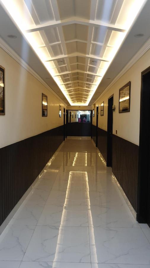 Hotel White Pearl Lahore Esterno foto