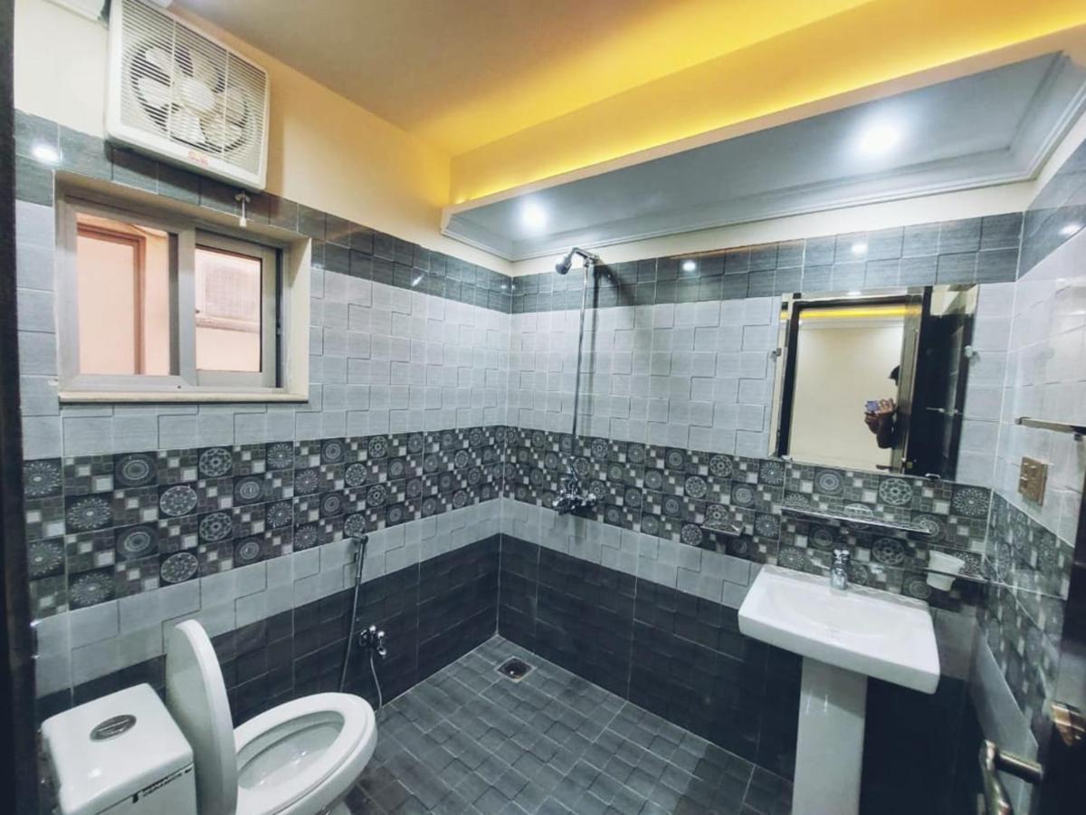 Hotel White Pearl Lahore Esterno foto