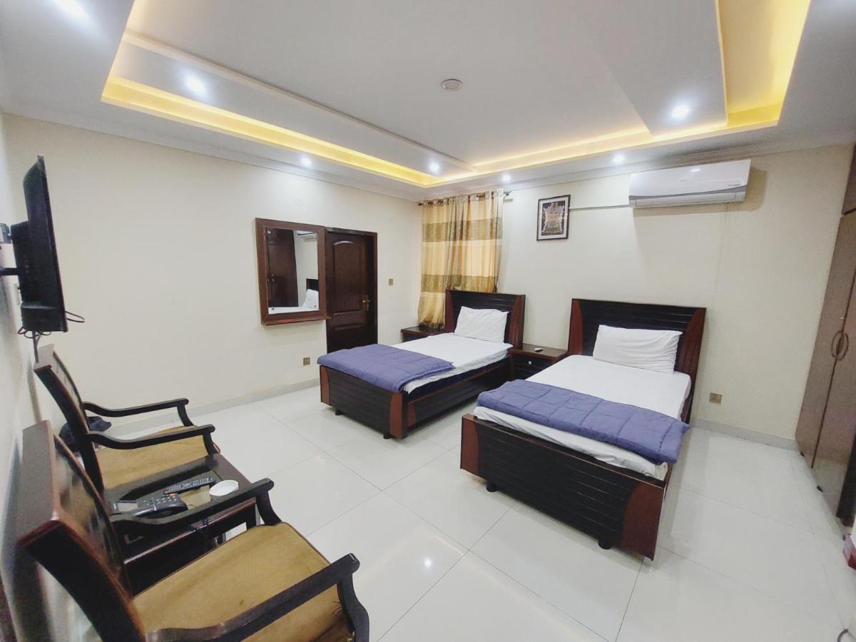 Hotel White Pearl Lahore Esterno foto