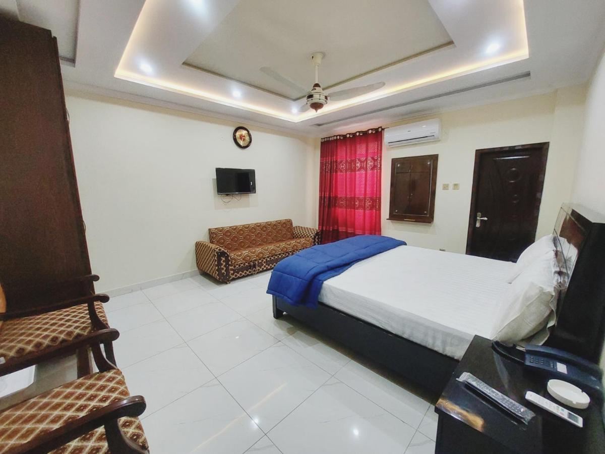 Hotel White Pearl Lahore Esterno foto