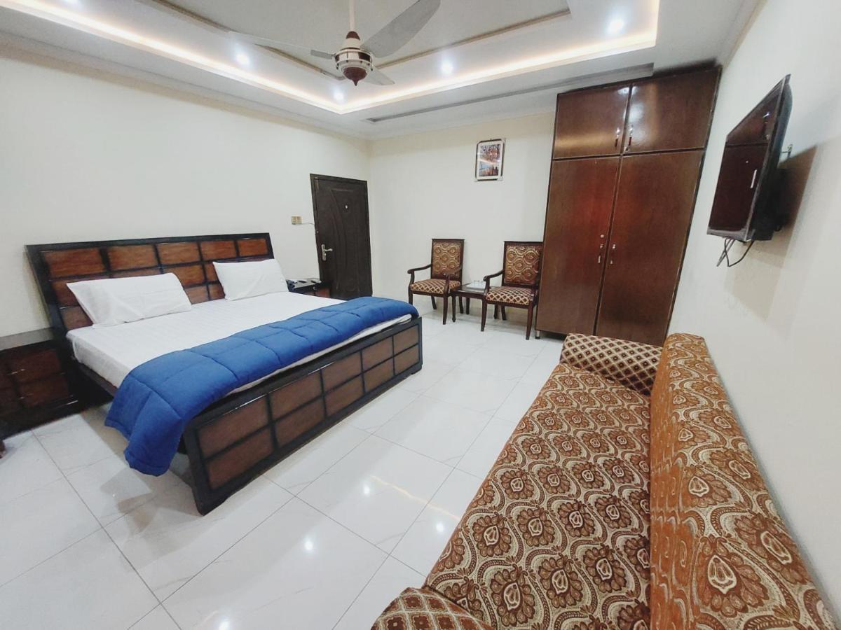 Hotel White Pearl Lahore Esterno foto