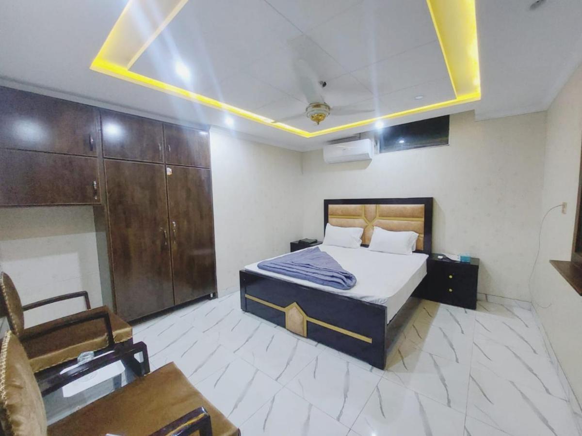 Hotel White Pearl Lahore Esterno foto